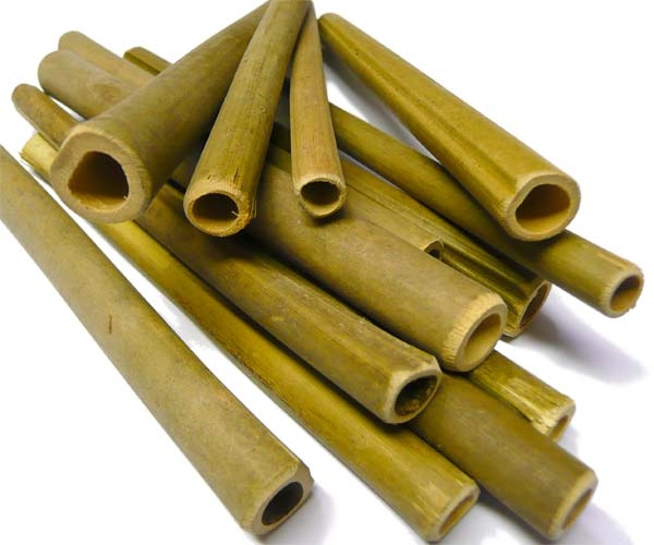 Mason Bee Nest Tubes Cardboard Refill with Bucket Big Tube 100Tube Pack/Length 6 Opening diameter 5/16 Outdoor Garden Bee House and Insect Home ~ Ideal habitat for Bees and Bugs 100 Kraft Tubes 